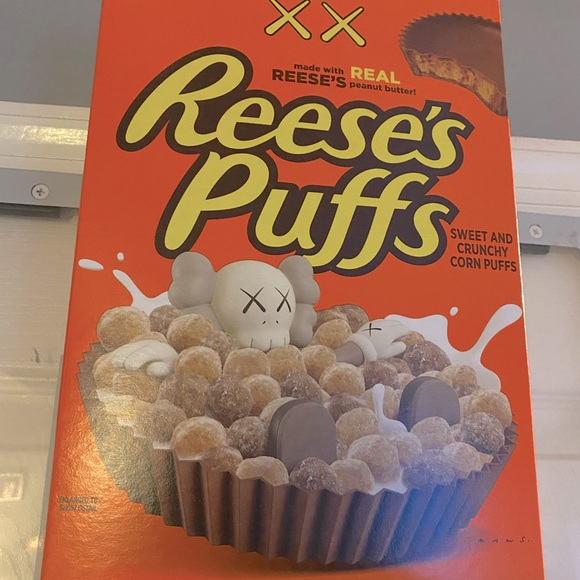❌❌ KAWS
Kaws x Reese's Puffs Box
ONE SIZE
Condition: New! Thanks for looking! - Picture 3 of 8